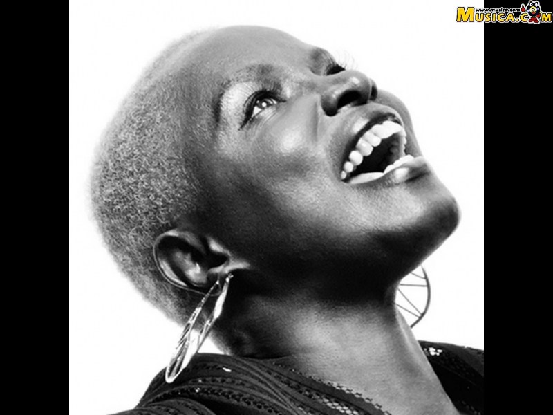 Fondo de pantalla de Angélique Kidjo