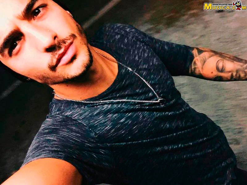 Fondo de pantalla de Maluma