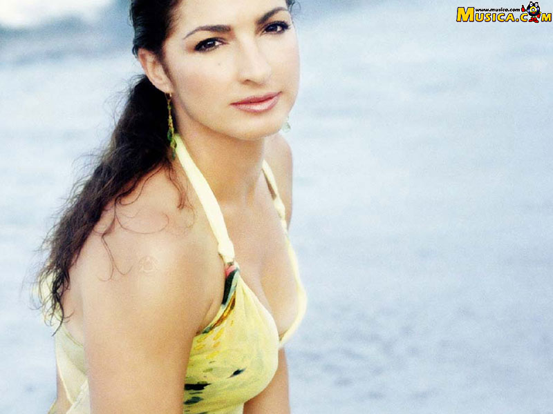 Fondo de pantalla de Gloria Estefan