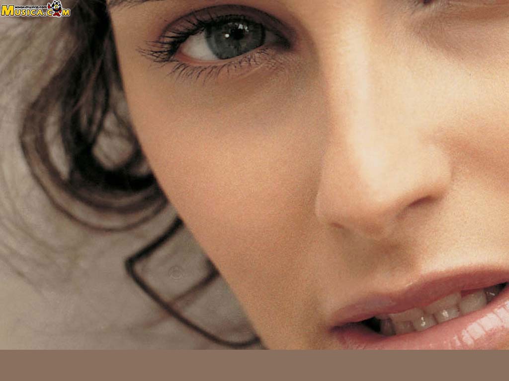 Fondo de pantalla de Nelly Furtado