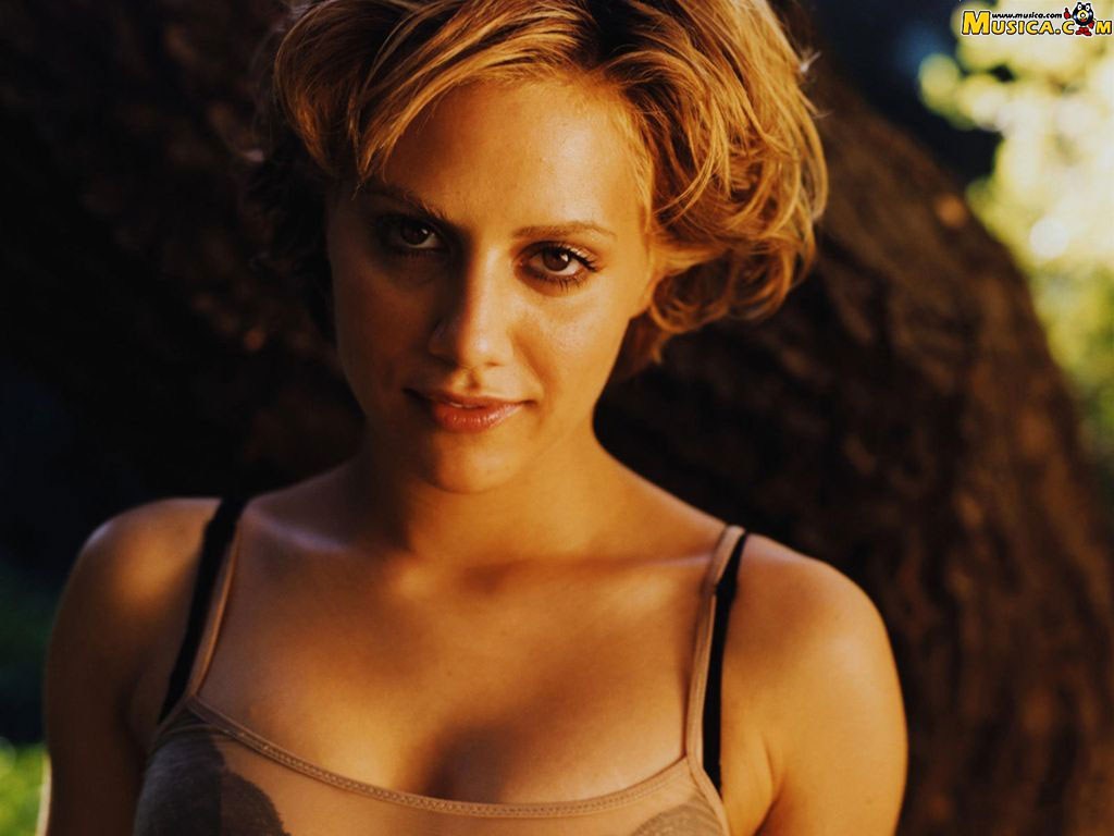 Fondo de pantalla de Brittany Murphy