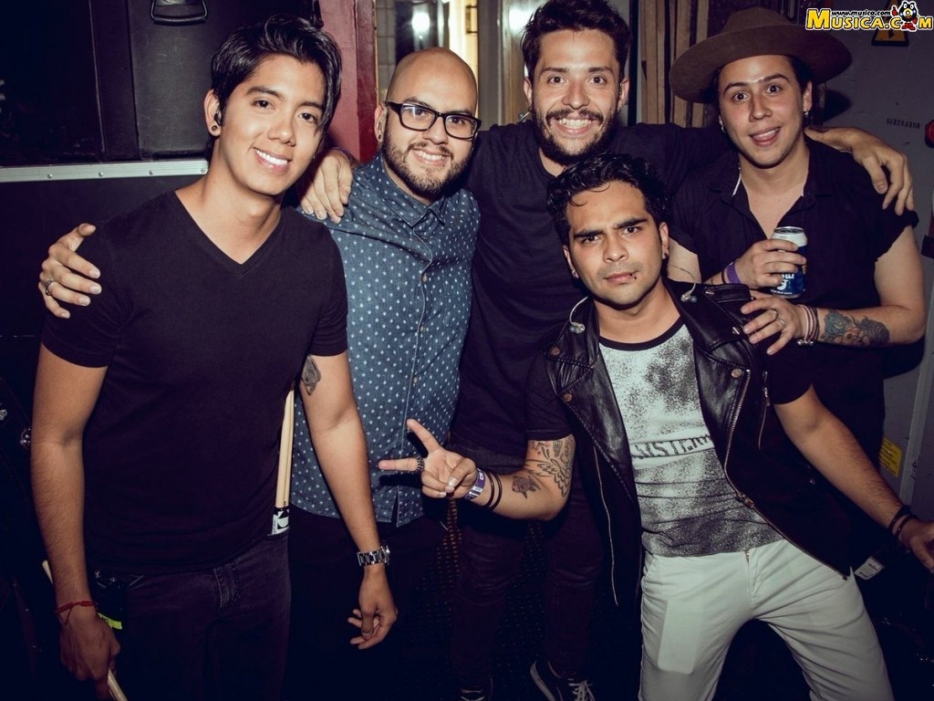 Fondo de pantalla de Lola Club