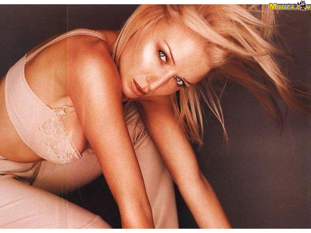 Fondo de pantalla de Dannii Minogue