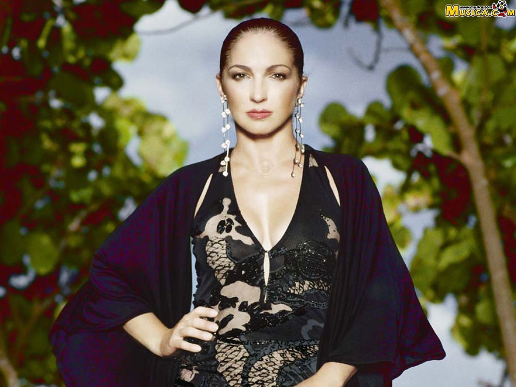 Fondo de pantalla de Gloria Estefan