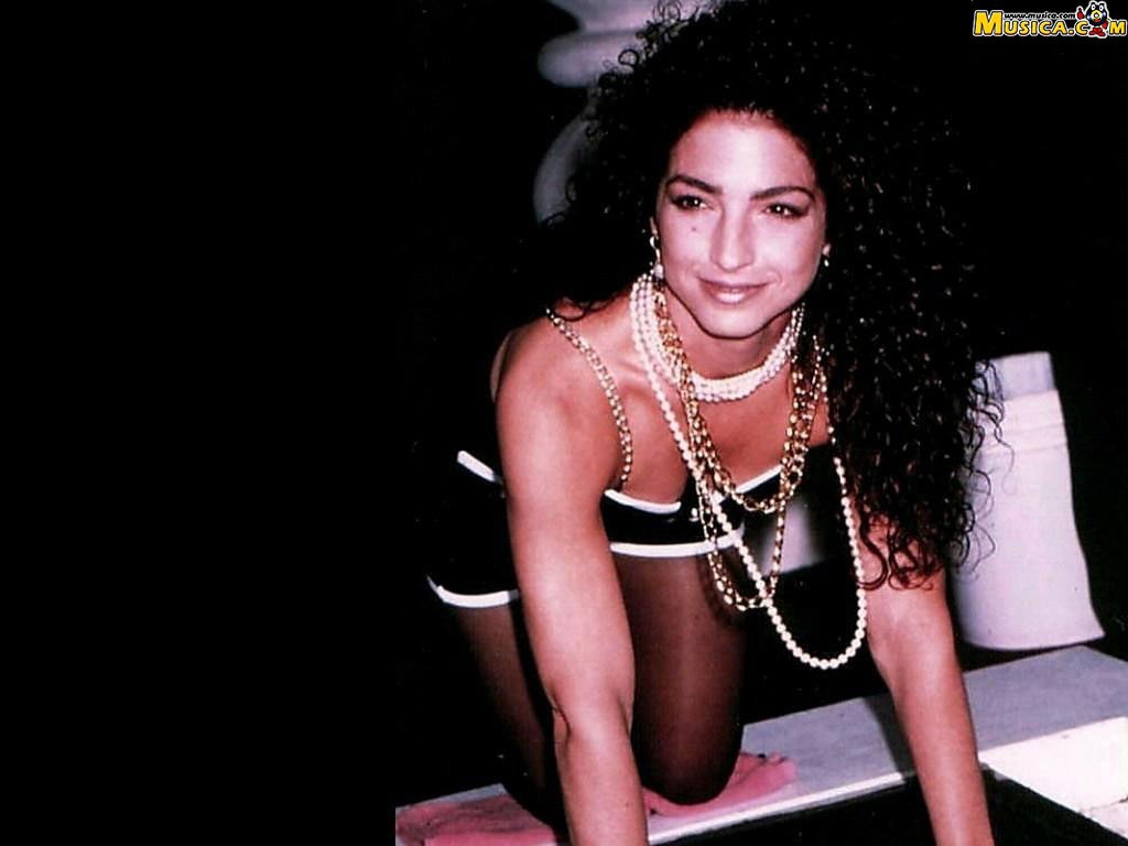 Fondo de pantalla de Gloria Estefan