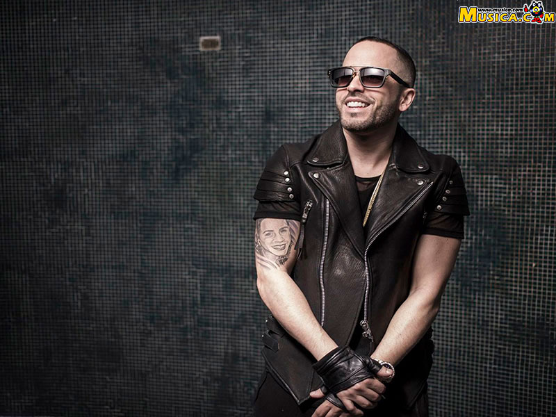 Fondo de pantalla de Yandel