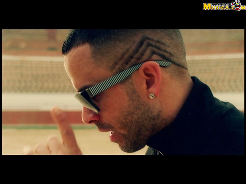 Fondo de pantalla de Yandel