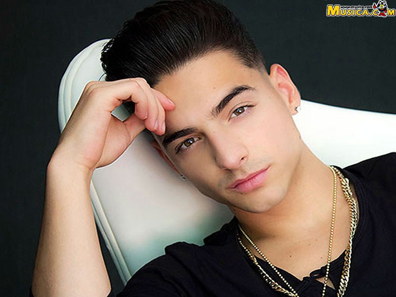 Fondo de pantalla de Maluma