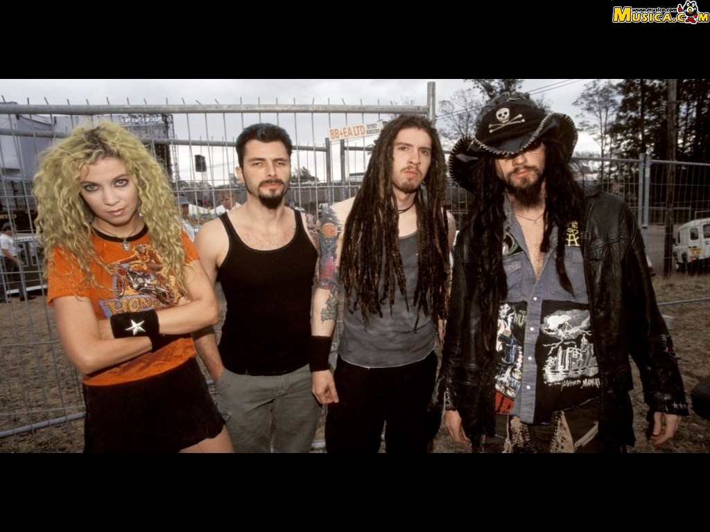 Fondo de pantalla de White Zombie