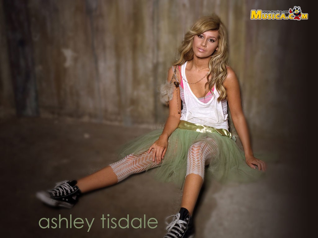 Fondo de pantalla de Ashley Tisdale