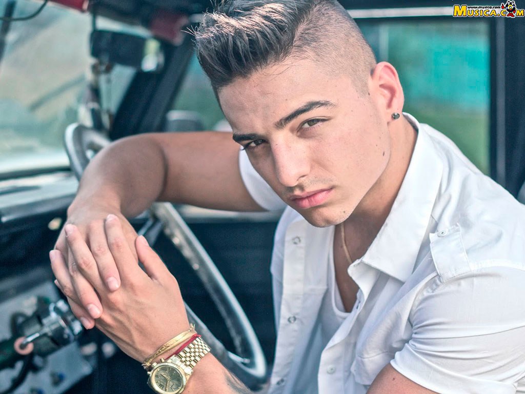 Fondo de pantalla de Maluma