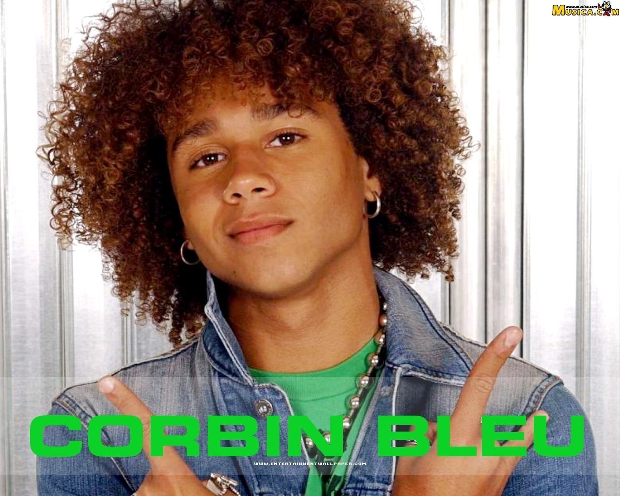 Fondo de pantalla de Corbin Blue