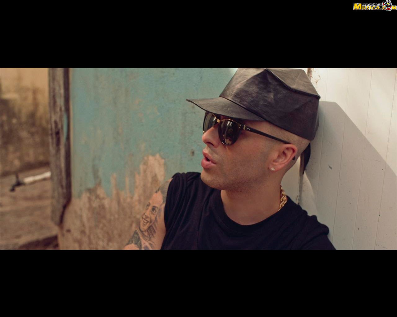 Fondo de pantalla de Yandel