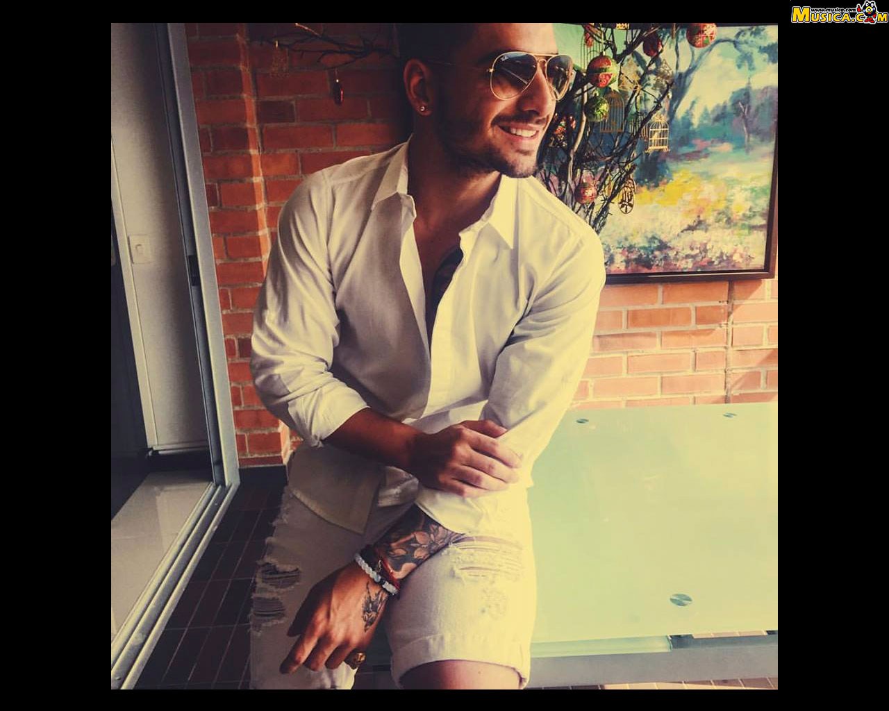 Fondo de pantalla de Maluma