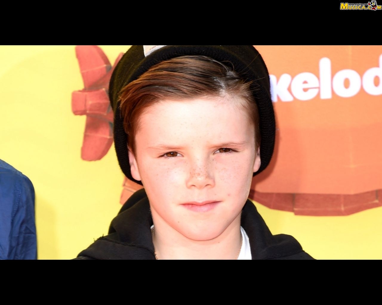 Fondo de pantalla de Cruz Beckham