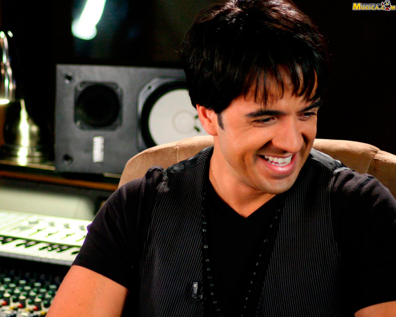 Fondo de pantalla de Luis Fonsi