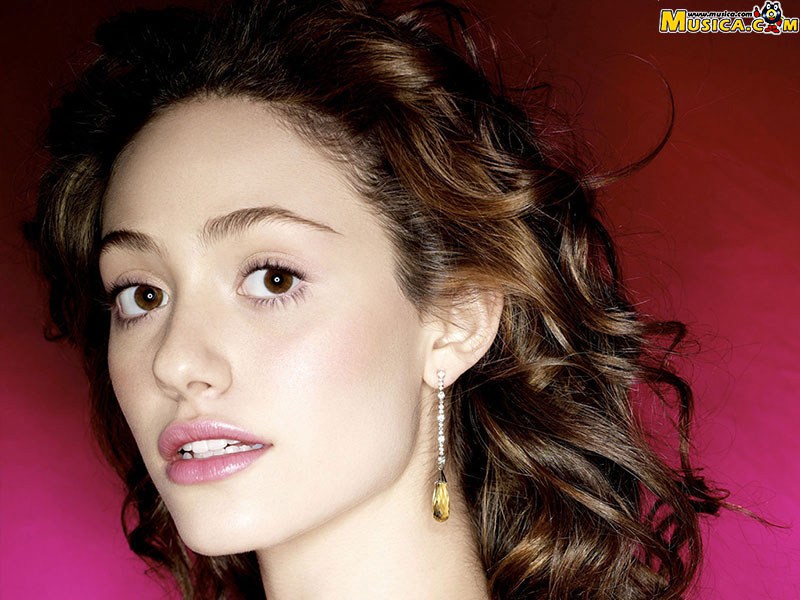 Fondo de pantalla de Emmy Rossum