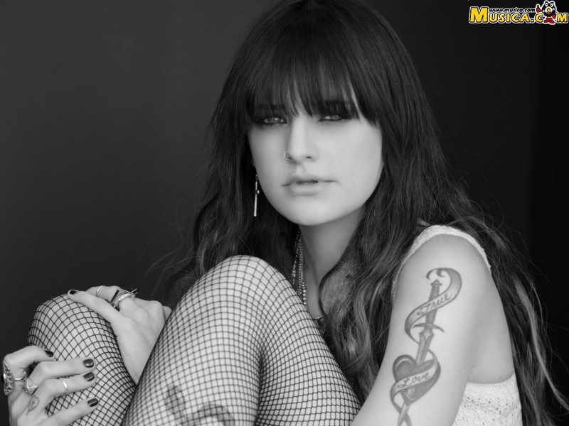 Fondo de pantalla de Juliet Simms