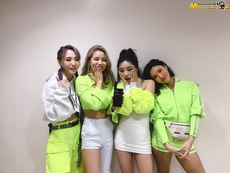 Fondo de pantalla de Mamamoo