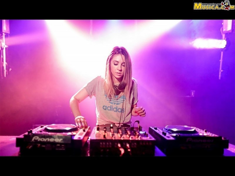 Fondo de pantalla de Alison Wonderland