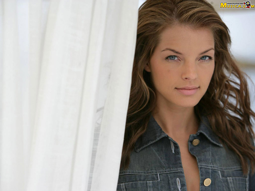 Fondo de pantalla de Yvonne Catterfeld