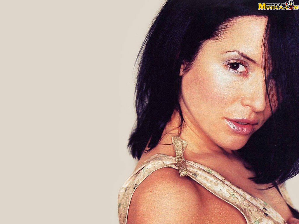 Fondo de pantalla de Andrea Corr