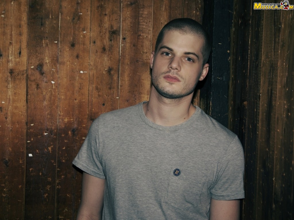 Fondo de pantalla de Jay Brannan