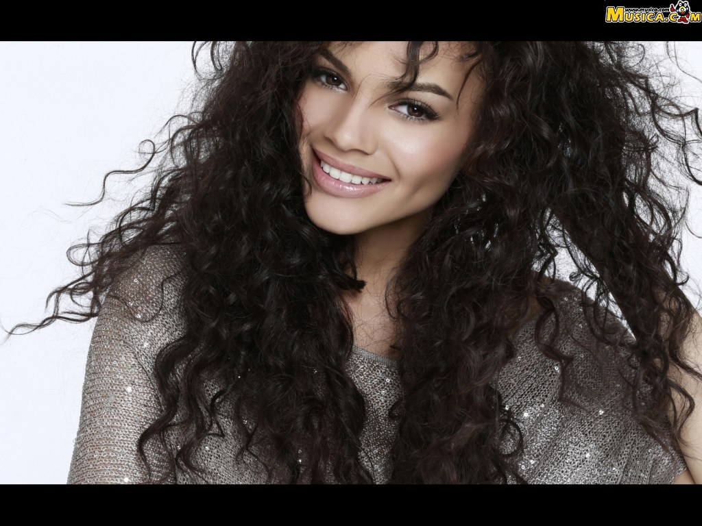 Fondo de pantalla de Leslie Grace