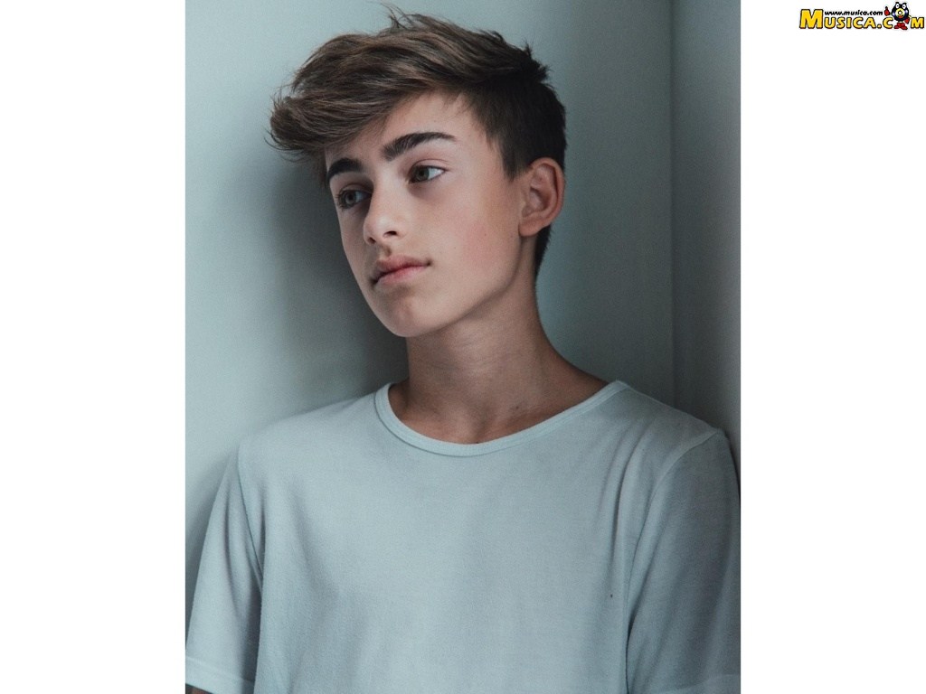 Fondo de pantalla de Johnny Orlando