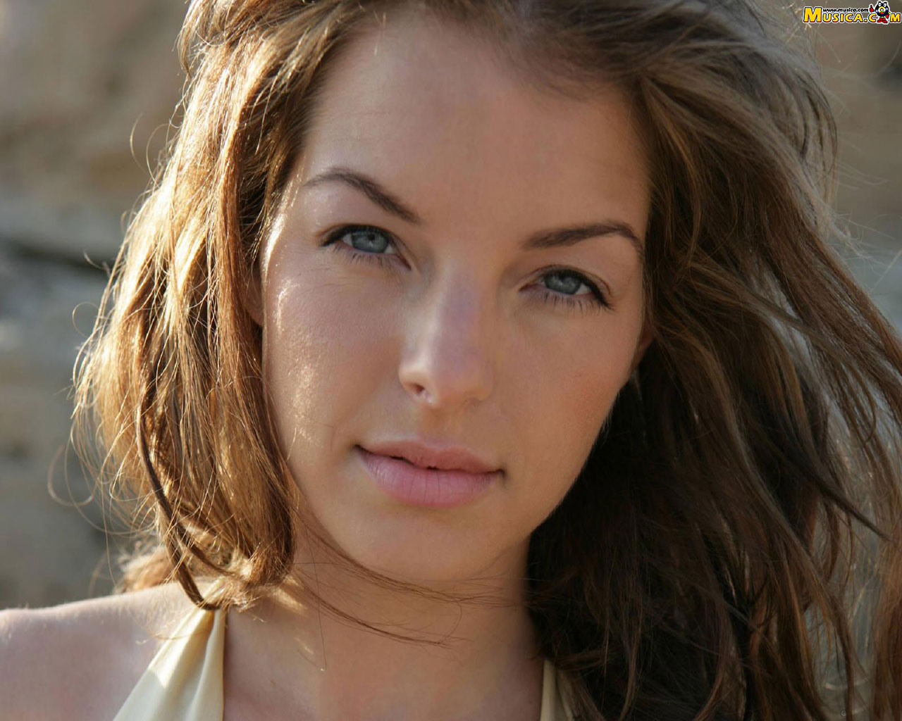 Fondo de pantalla de Yvonne Catterfeld