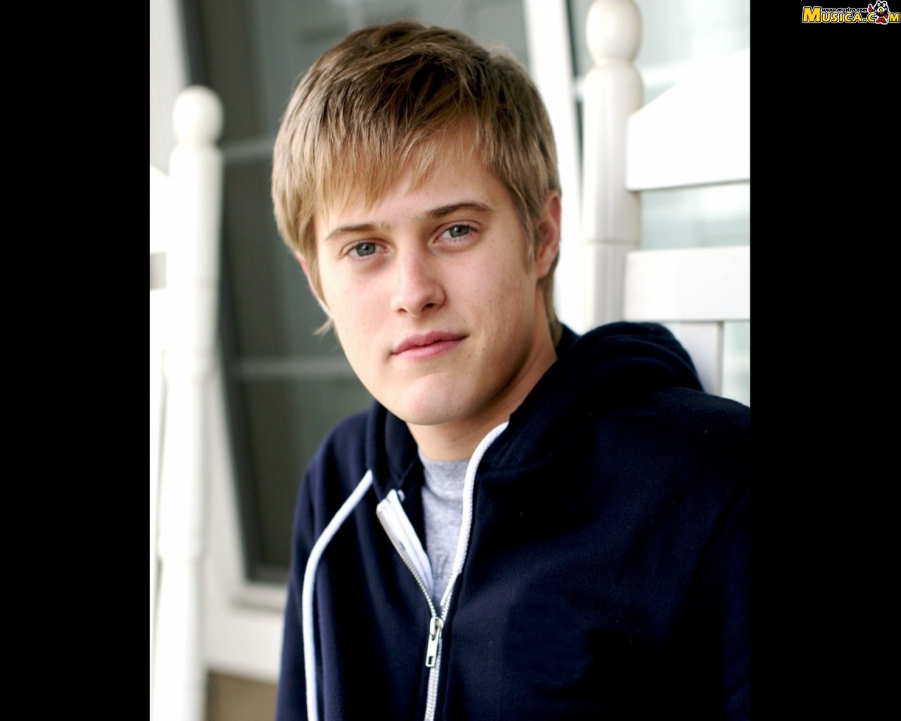 Fondo de pantalla de Lucas Grabeel