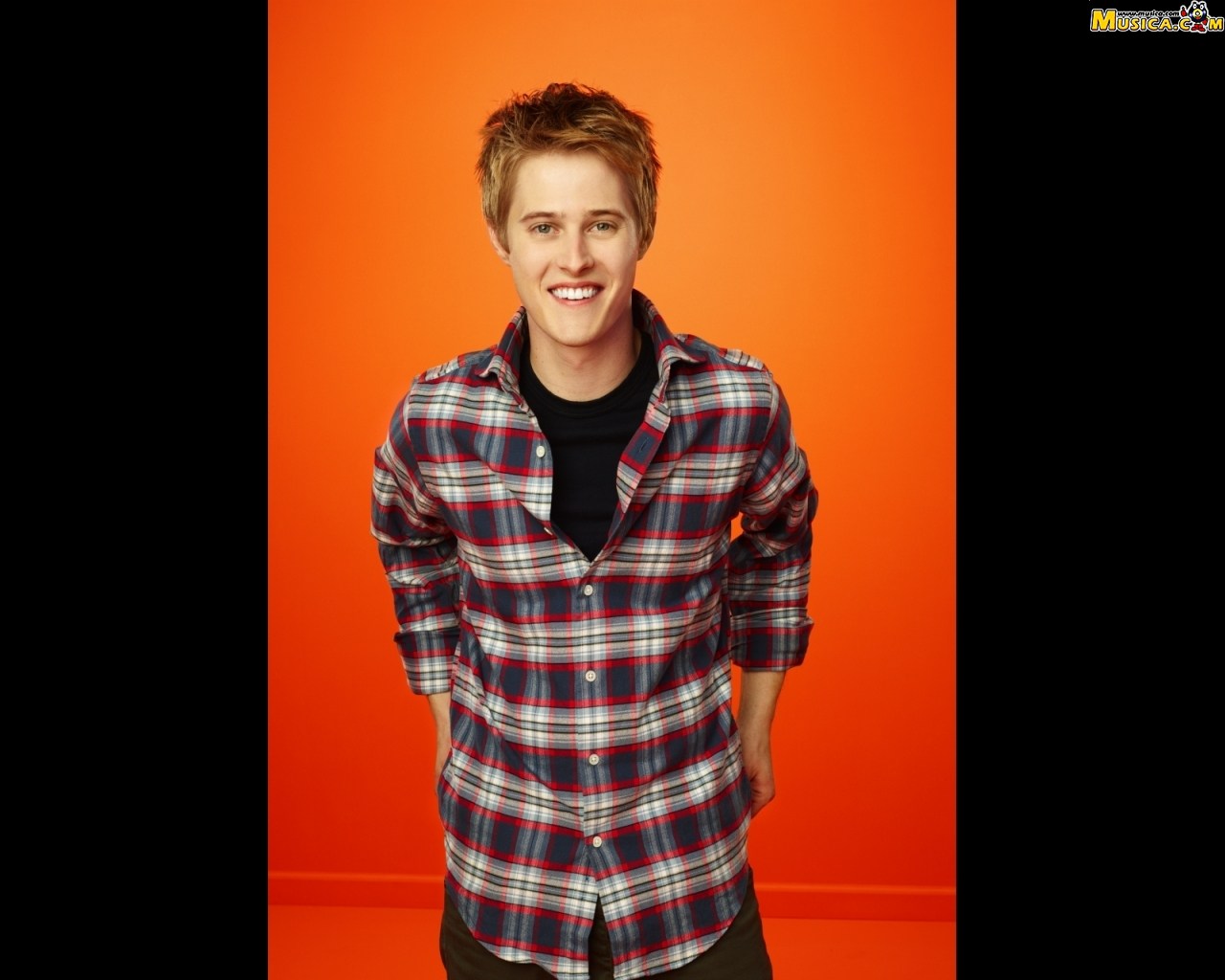 Fondo de pantalla de Lucas Grabeel