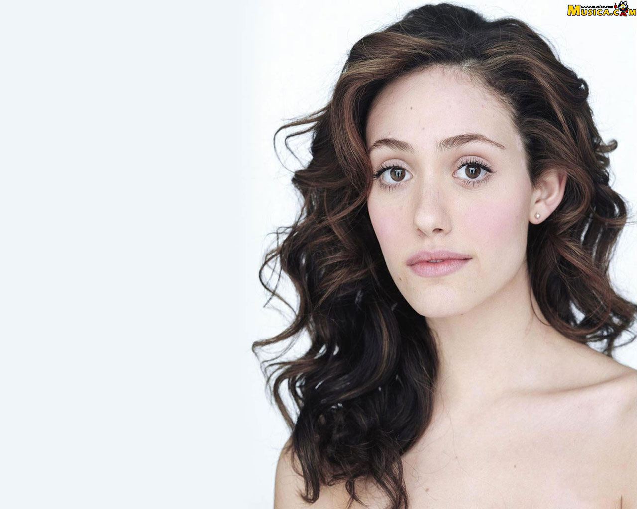 Fondo de pantalla de Emmy Rossum