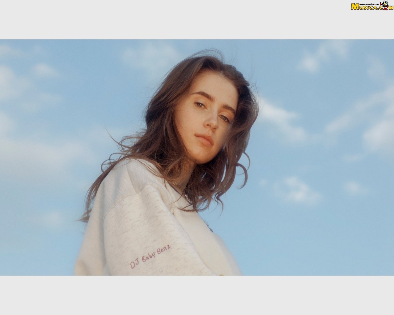 Fondo de pantalla de Clairo