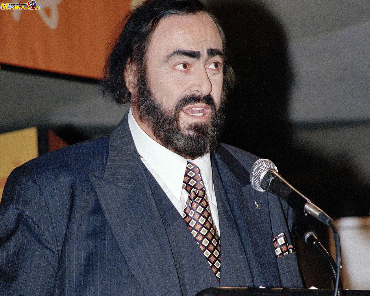 Fondo de pantalla de Luciano Pavarotti