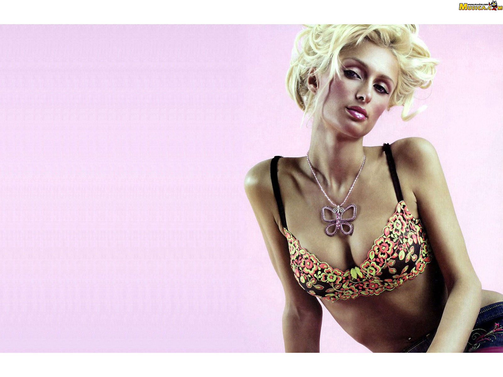 Fondo de pantalla de Paris Hilton
