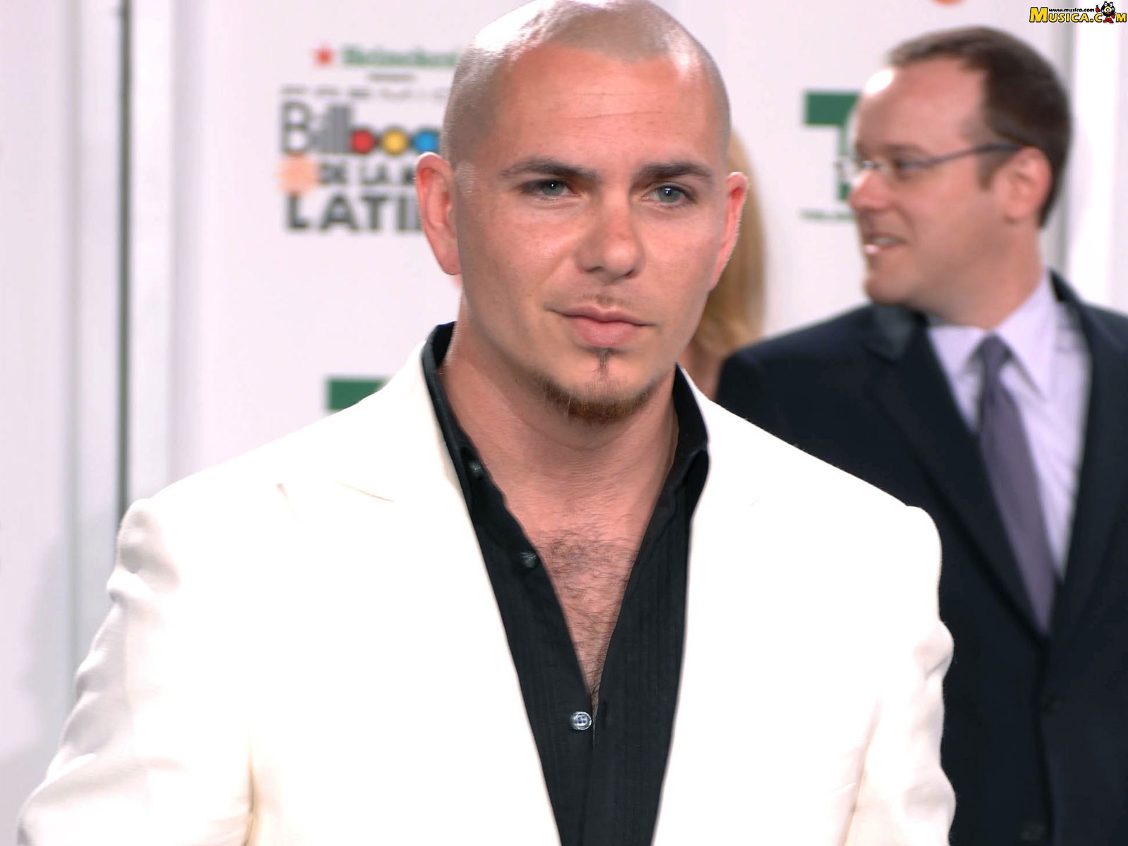 Fondo de pantalla de Pitbull