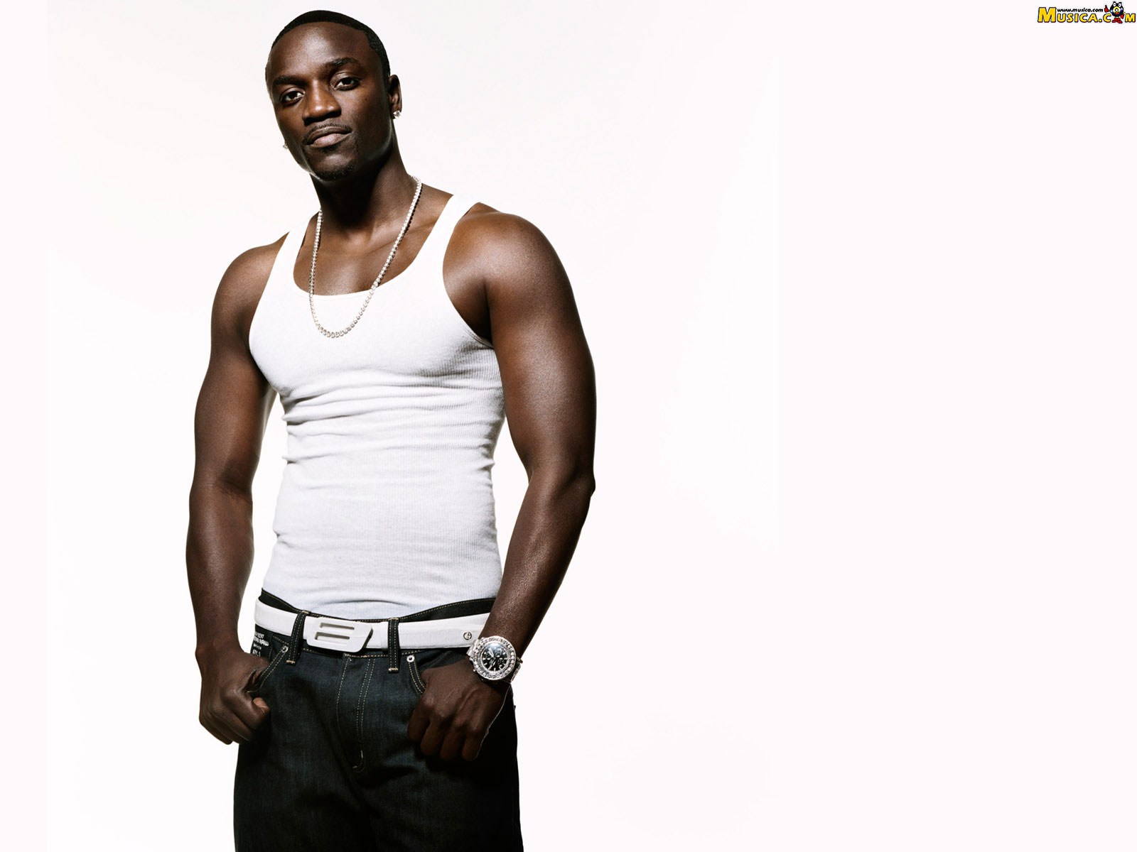 Fondo de pantalla de Akon
