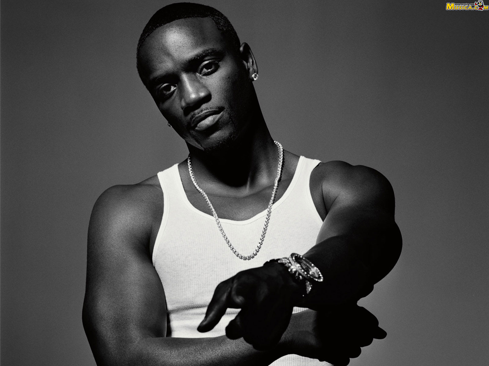 Fondo de pantalla de Akon
