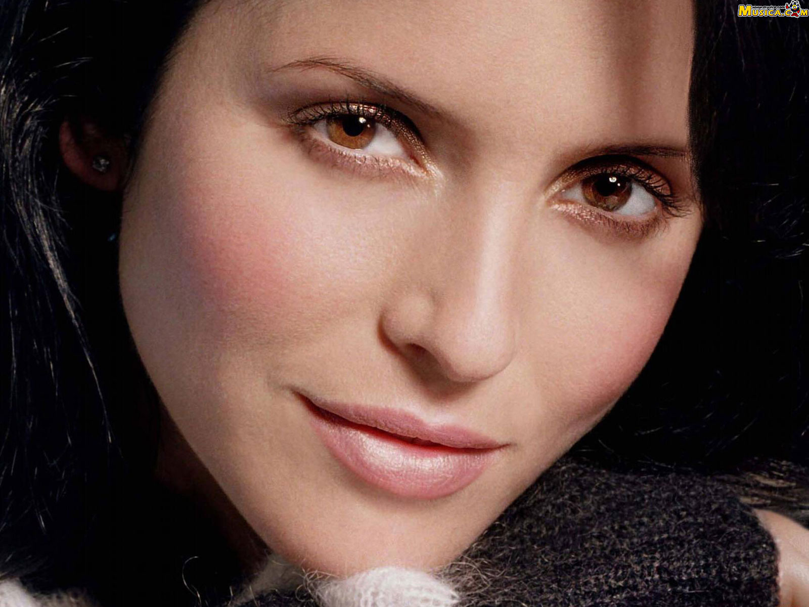 Fondo de pantalla de Andrea Corr