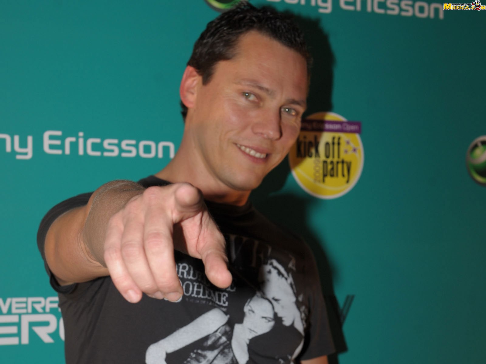 Fondo de pantalla de DJ Tiesto
