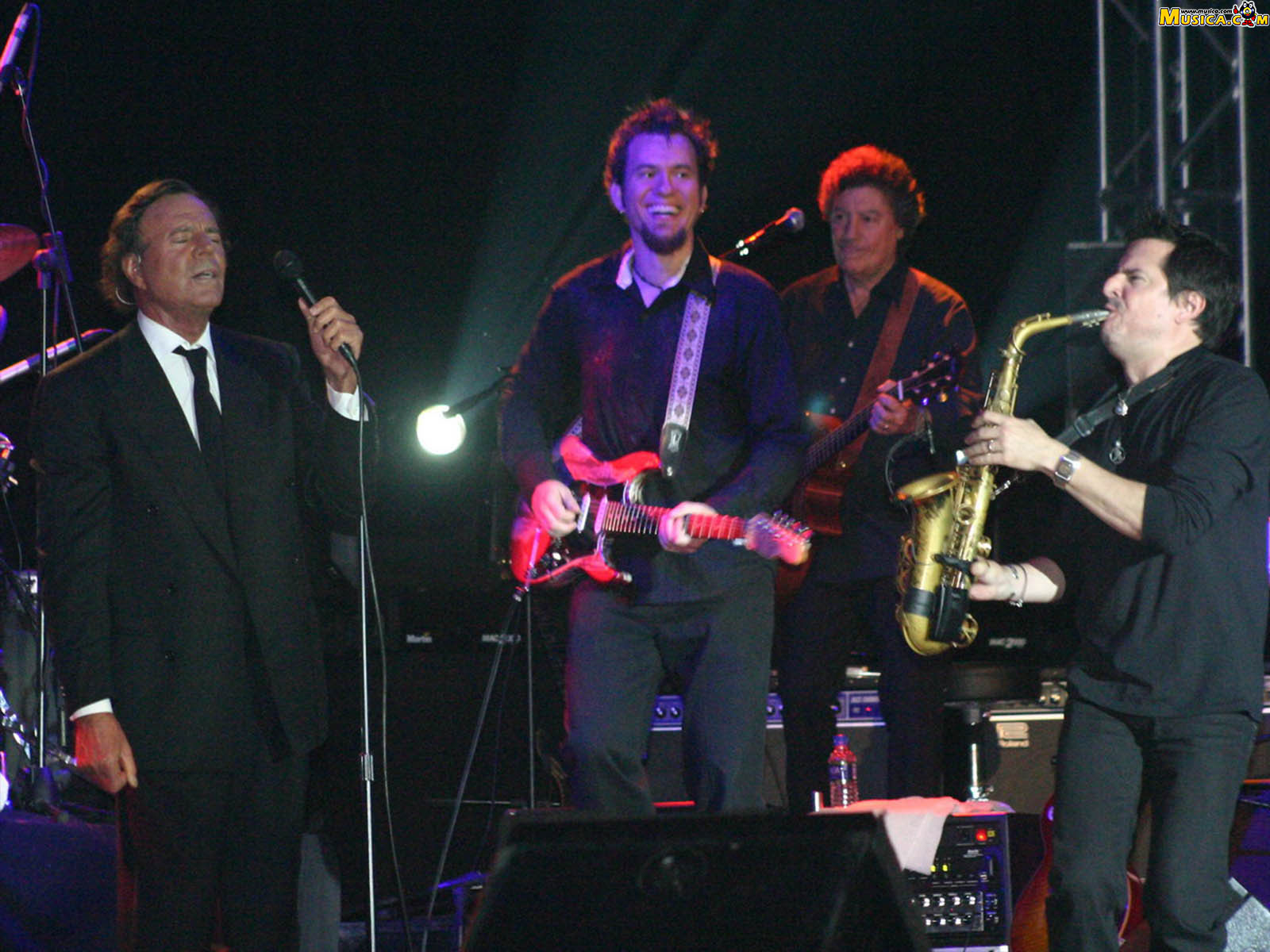 Fondo de pantalla de Julio Iglesias