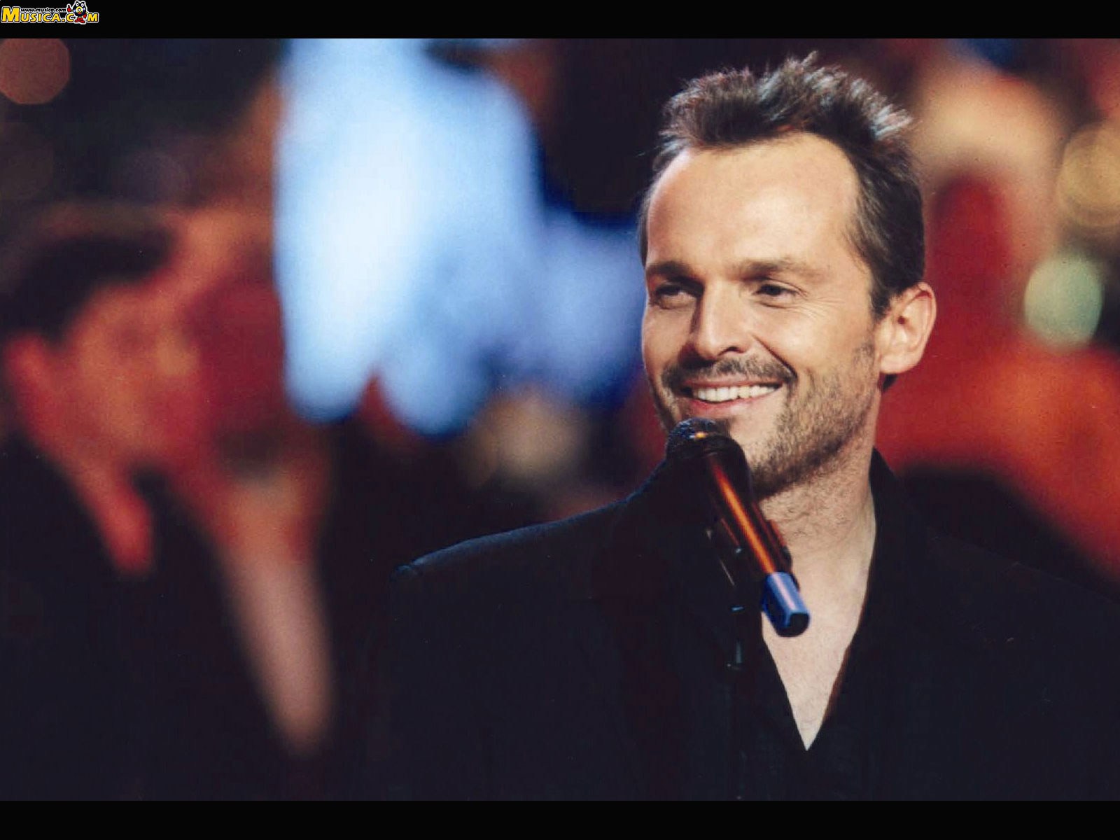 Fondo de pantalla de Miguel Bosé
